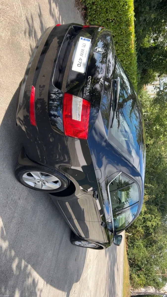SKODA OCTAVIA AMBITION  1.6TDI - Image 3