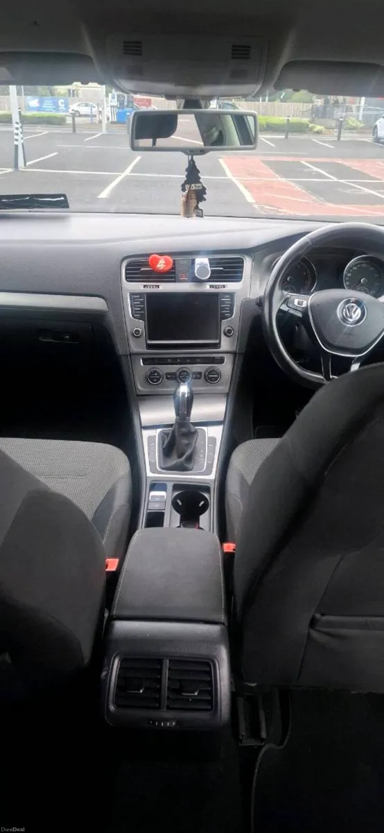 141 MK7 Golf TSI bluemotion, 1.2 petrol automatic - Image 3