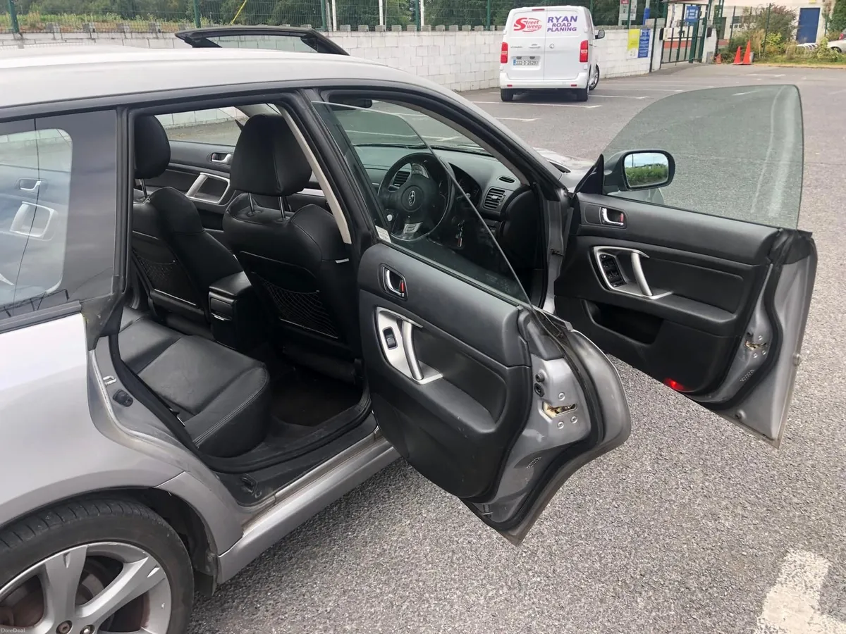 Subaru Legacy 2009 - Image 3
