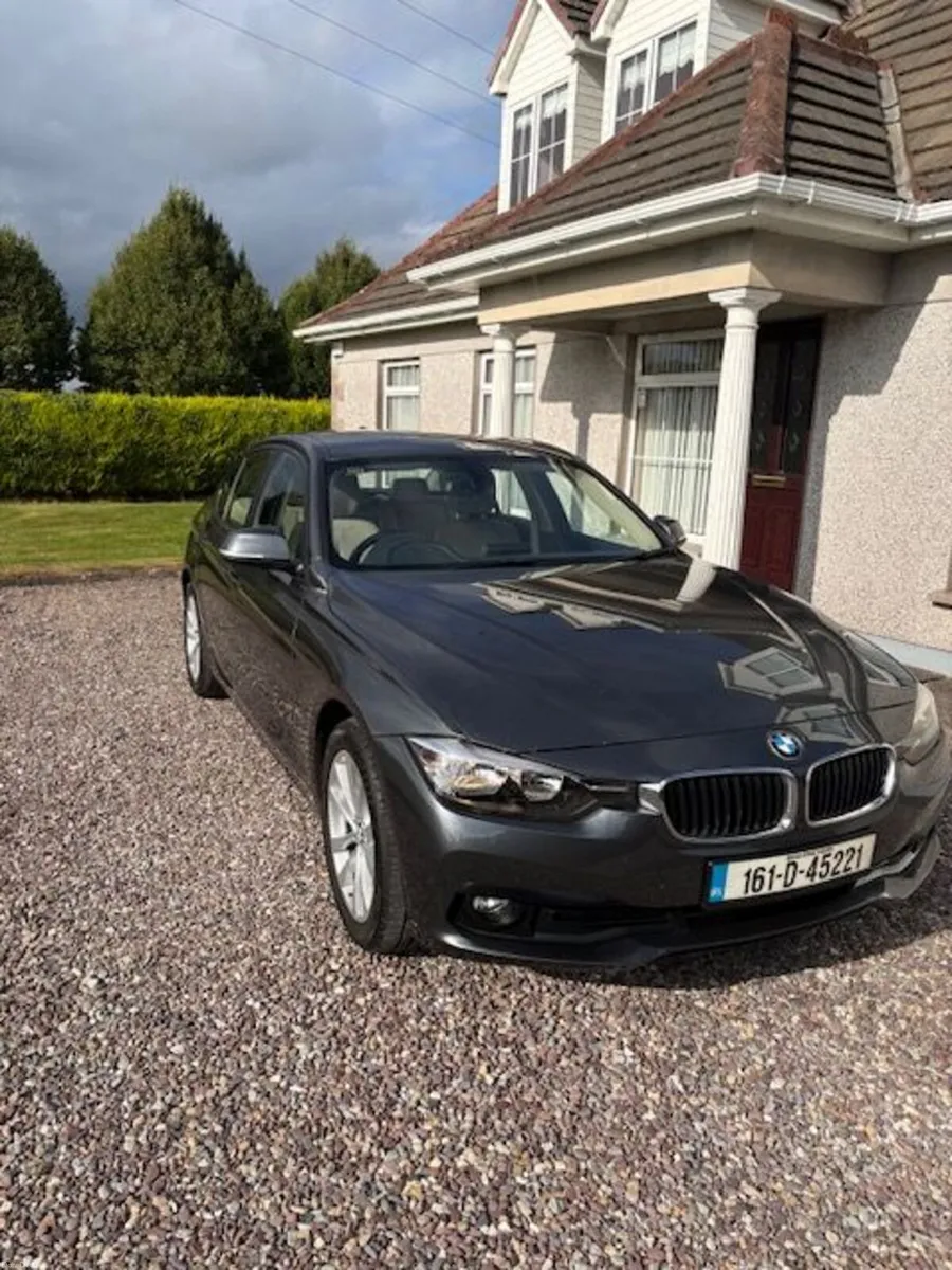 2016 BMW 318 SE 4 DOOR  2.0LT  Turbo  DIESEL - Image 2