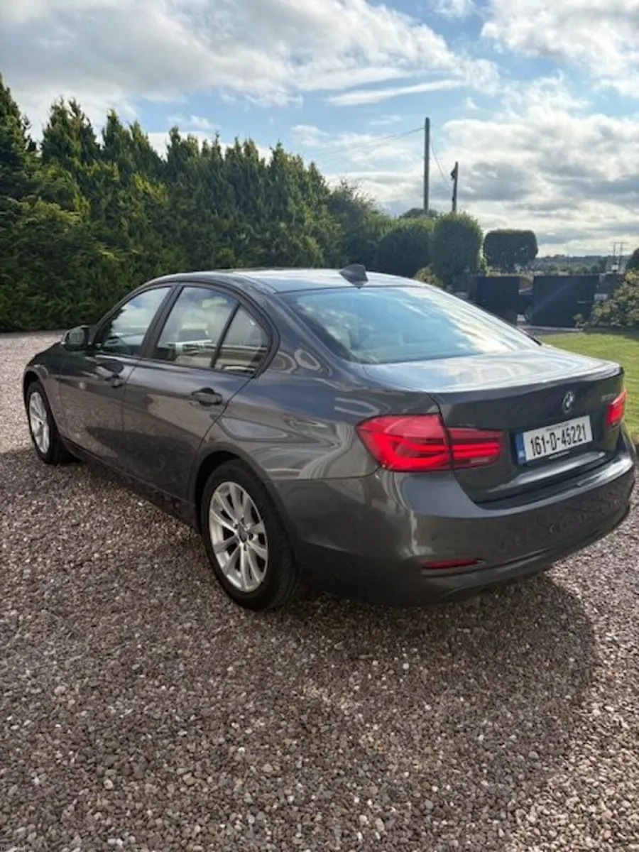 2016 BMW 318 SE 4 DOOR  2.0LT  Turbo  DIESEL - Image 4