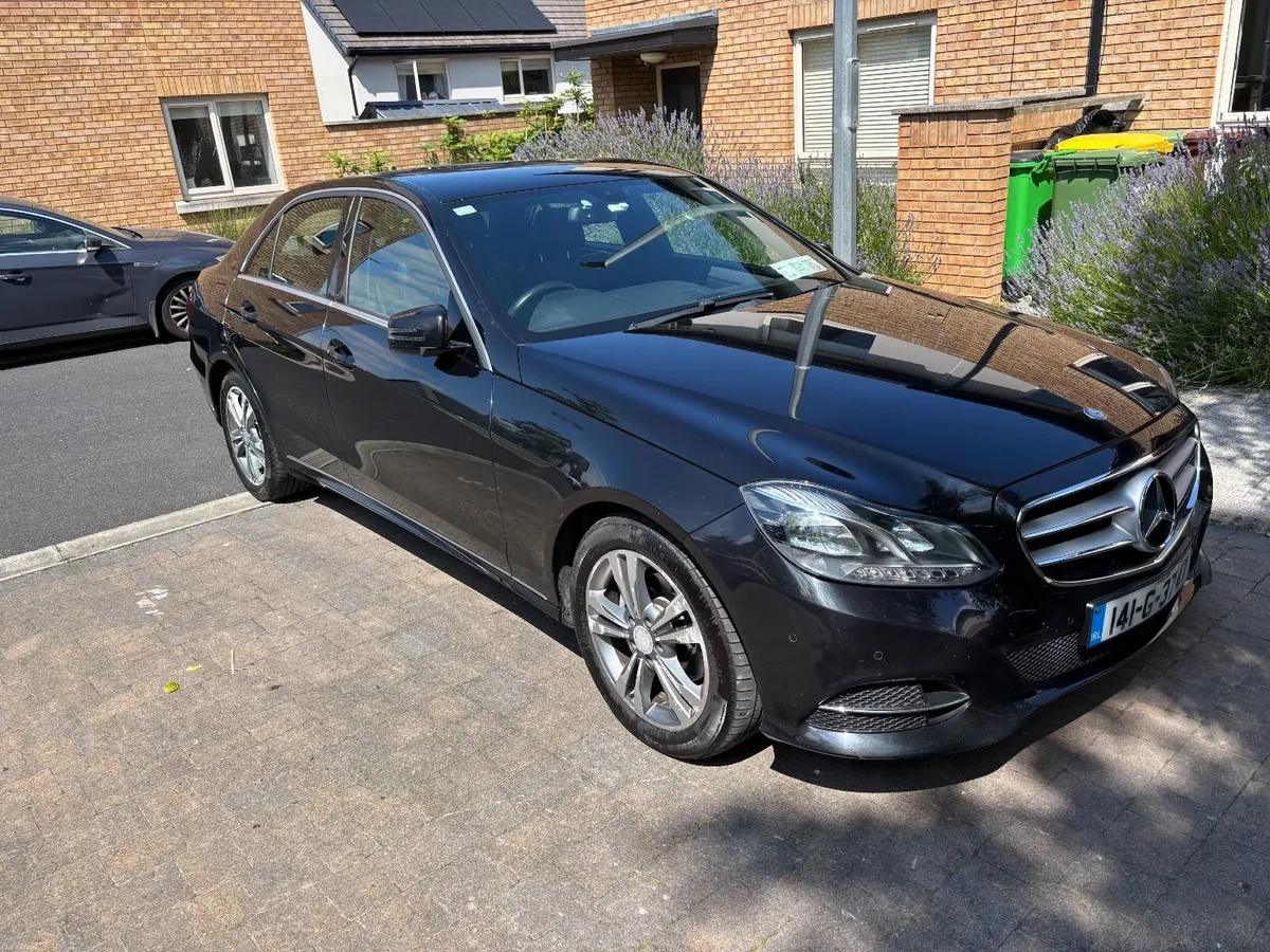 Mercedes-Benz E-Class 2014 E220 CDI SE - Image 4