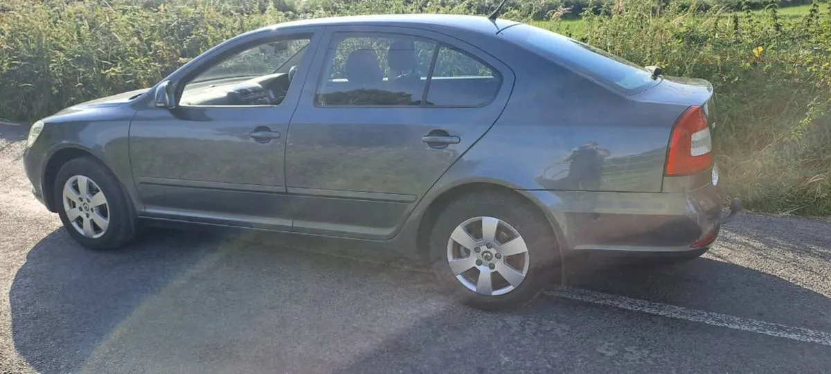 Skoda octavia (low mileage,Auto, long nct) - Image 6