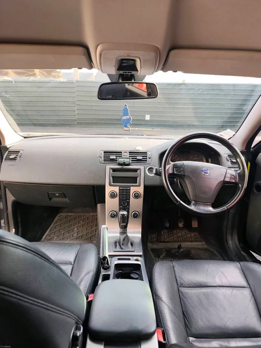 Volvo v50 - Image 3