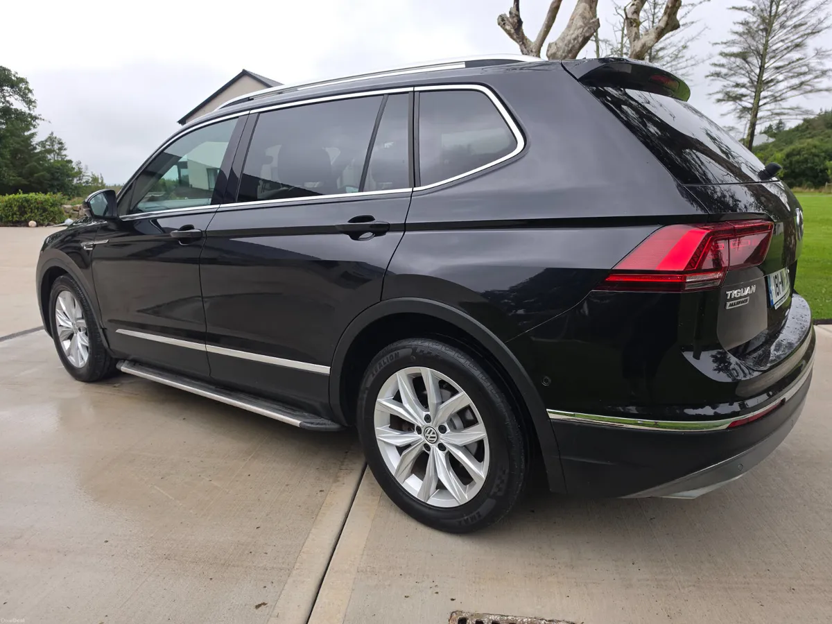 Volkswagen Tiguan 2018 - Image 3