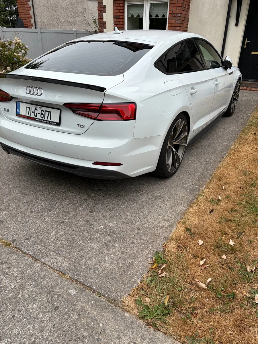 Audi A5 2.0 TDI 190HP S-Line Automatic - Image 3