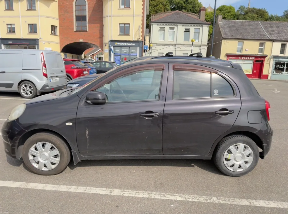 Nissan March 2011 - Image 2