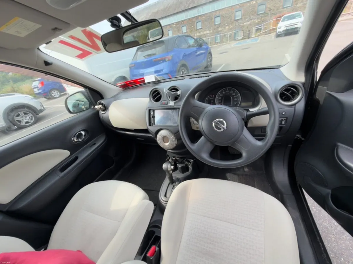 Nissan March 2011 - Image 3