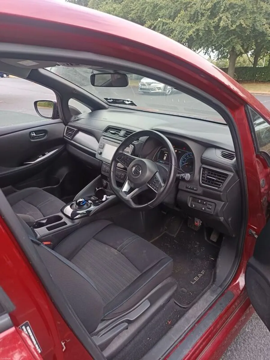 2019 Nissan Leaf - Image 6