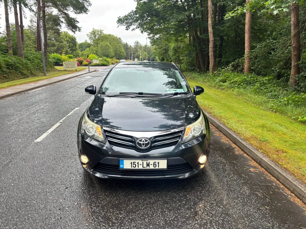 2015 Toyota Avensis 2.0 D4D Luna - Image 2