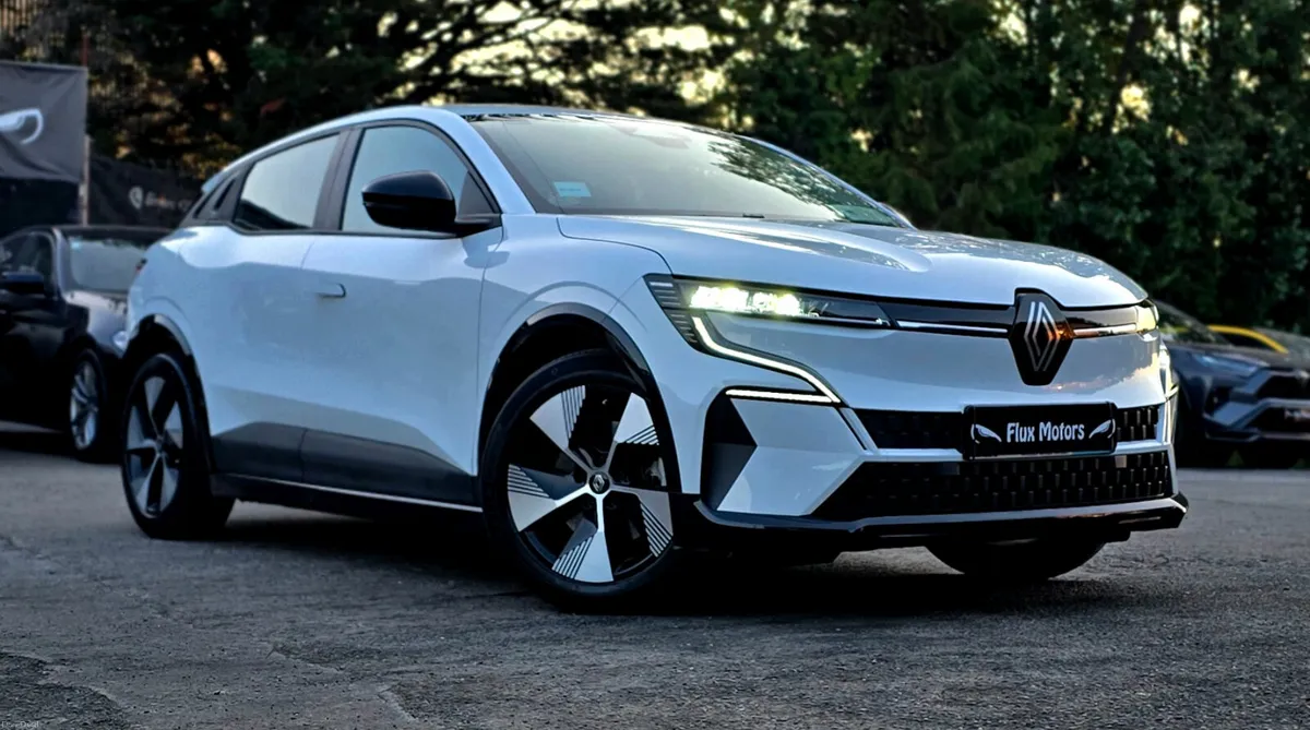 ⚡ 2023 Renault Mégane E-Tech Equilibre - Image 1