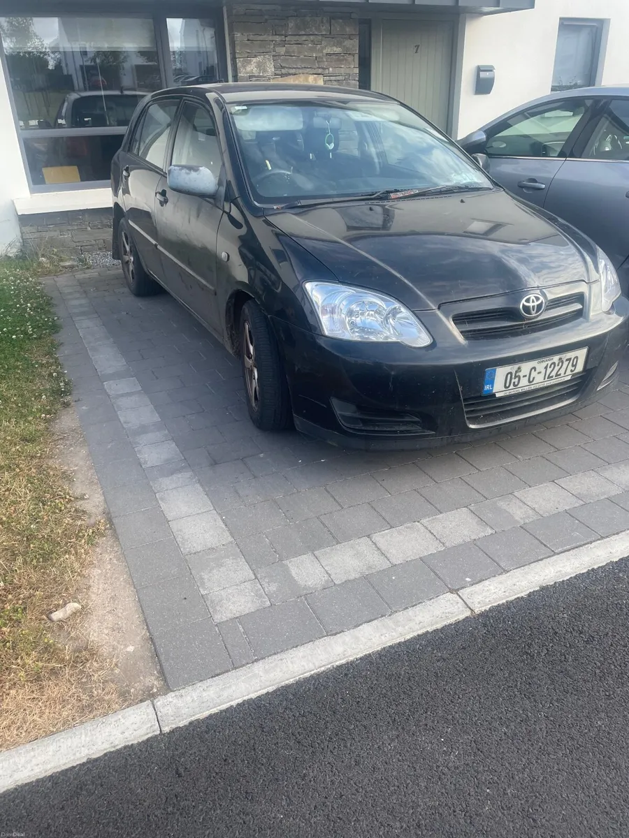 Toyota Corolla 2005 - Image 2