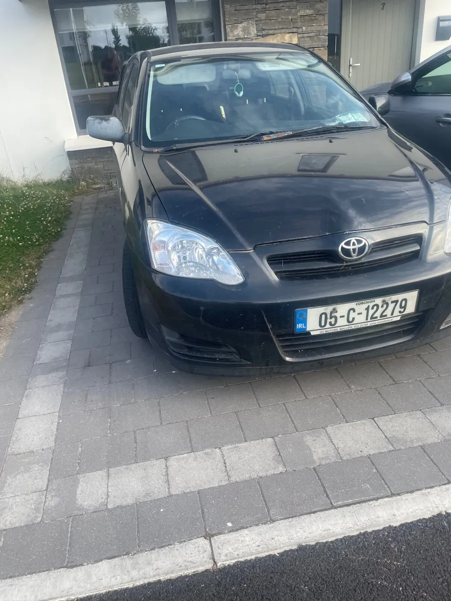 Toyota Corolla 2005 - Image 1