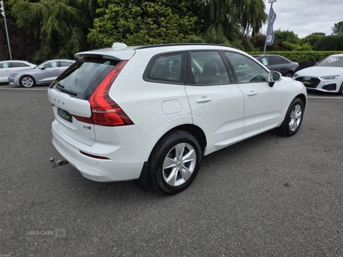 Volvo XC60 Momentum - Image 5