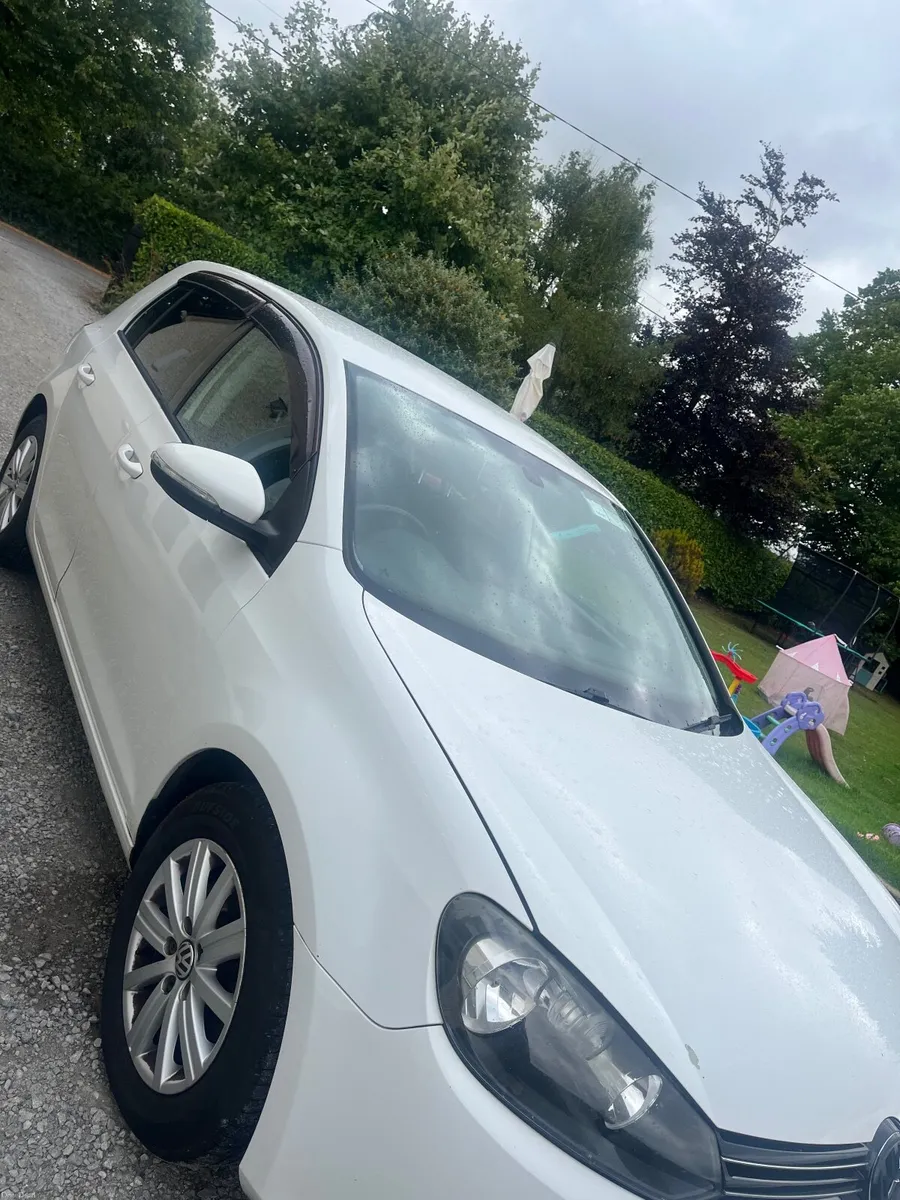 Volkswagen Golf 2012 - Image 4