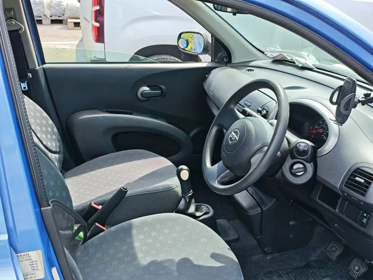 Nissan Micra 2004 - Image 4