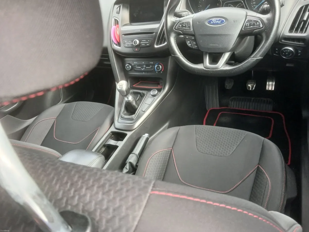 Ford Focus 2017 St line - Image 2