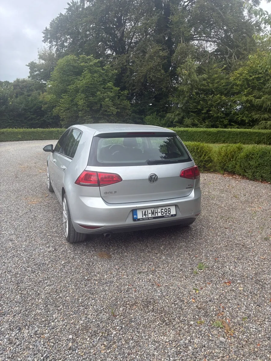 Volkswagen Golf 2014 - Image 2