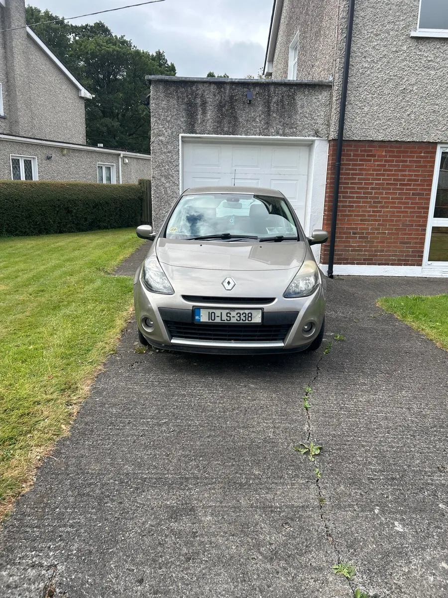 Renault Clio - Image 1