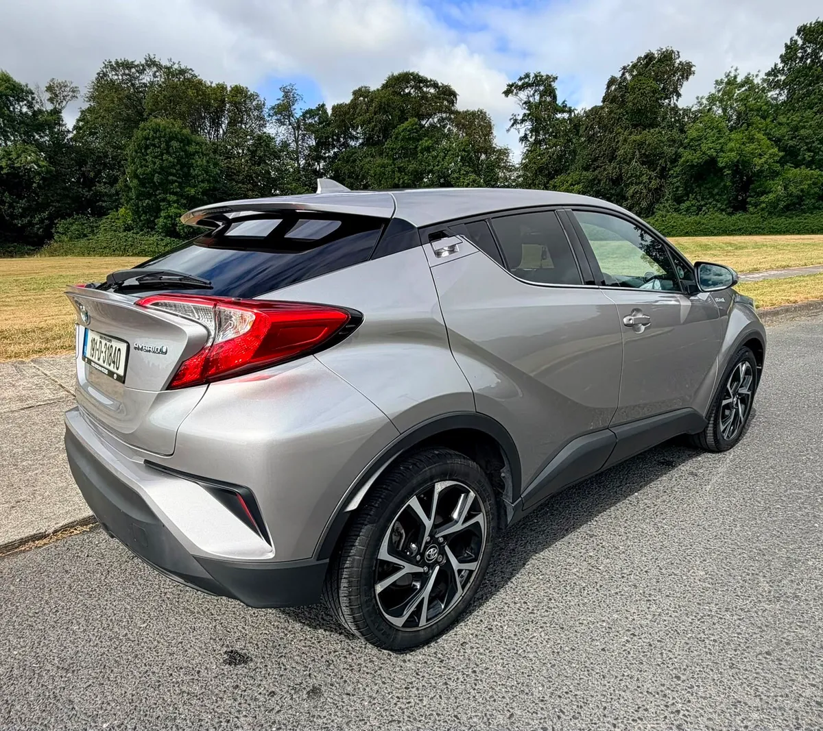 2019 Toyota CHR Sport I Toyota Warranty I 81,700km - Image 4