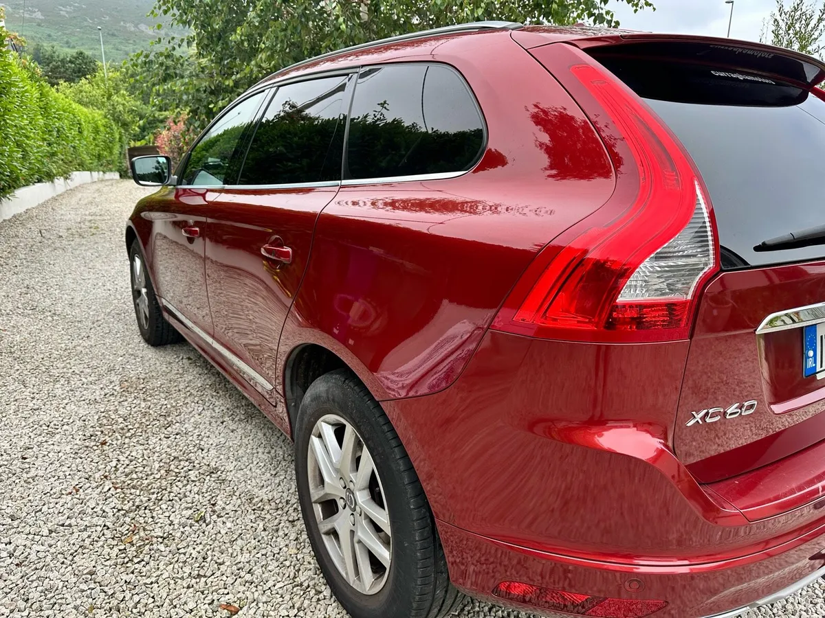 Volvo XC60 - Image 3
