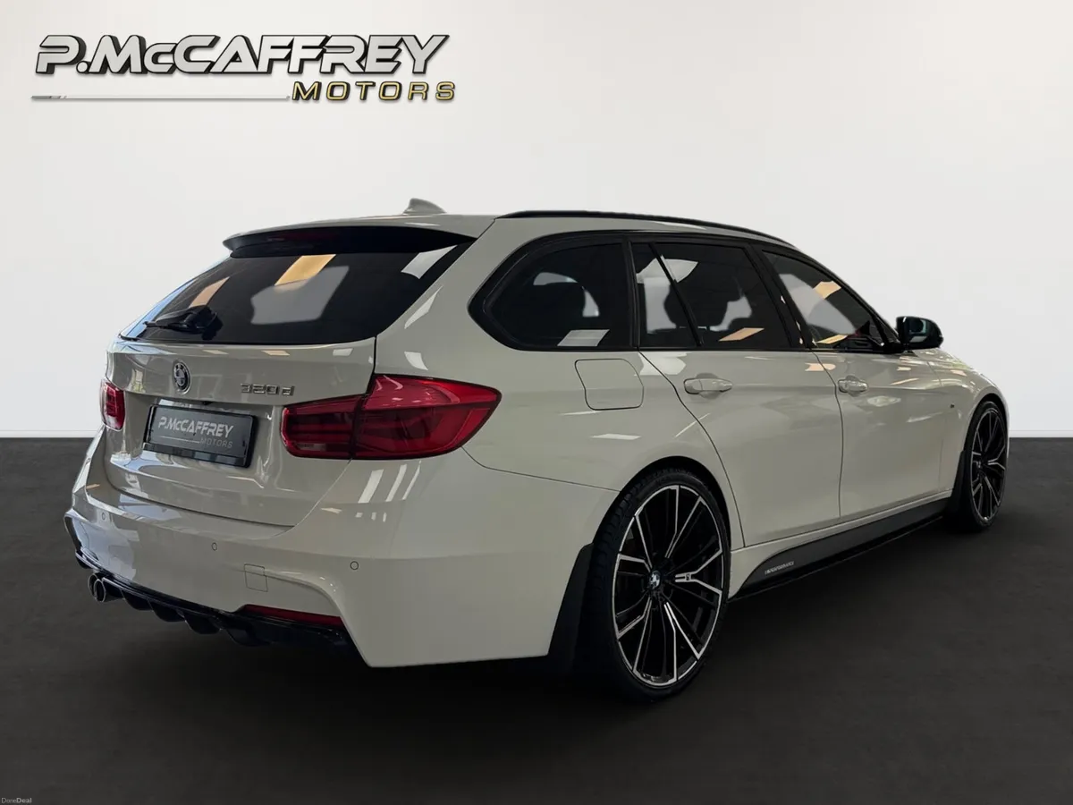2017 BMW 320D M-SPORT F31 AUTO M-PERFORMANCE KIT - Image 5