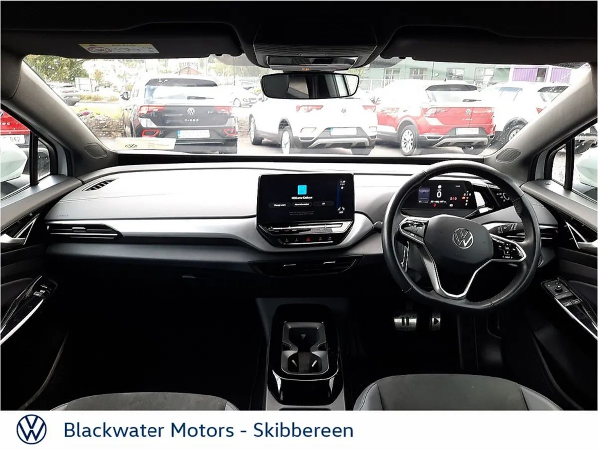 Volkswagen ID.4 LIFE DX 77KWH 174BHP - Image 3