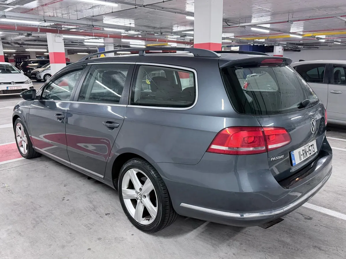 2.0 VW Passat estate - Image 3
