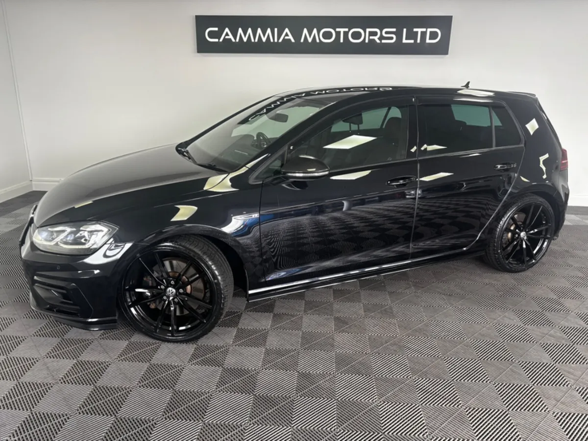 Volkswagen Golf VOLKSWAGEN GOLF R 300BHP DSG*LEATH - Image 2