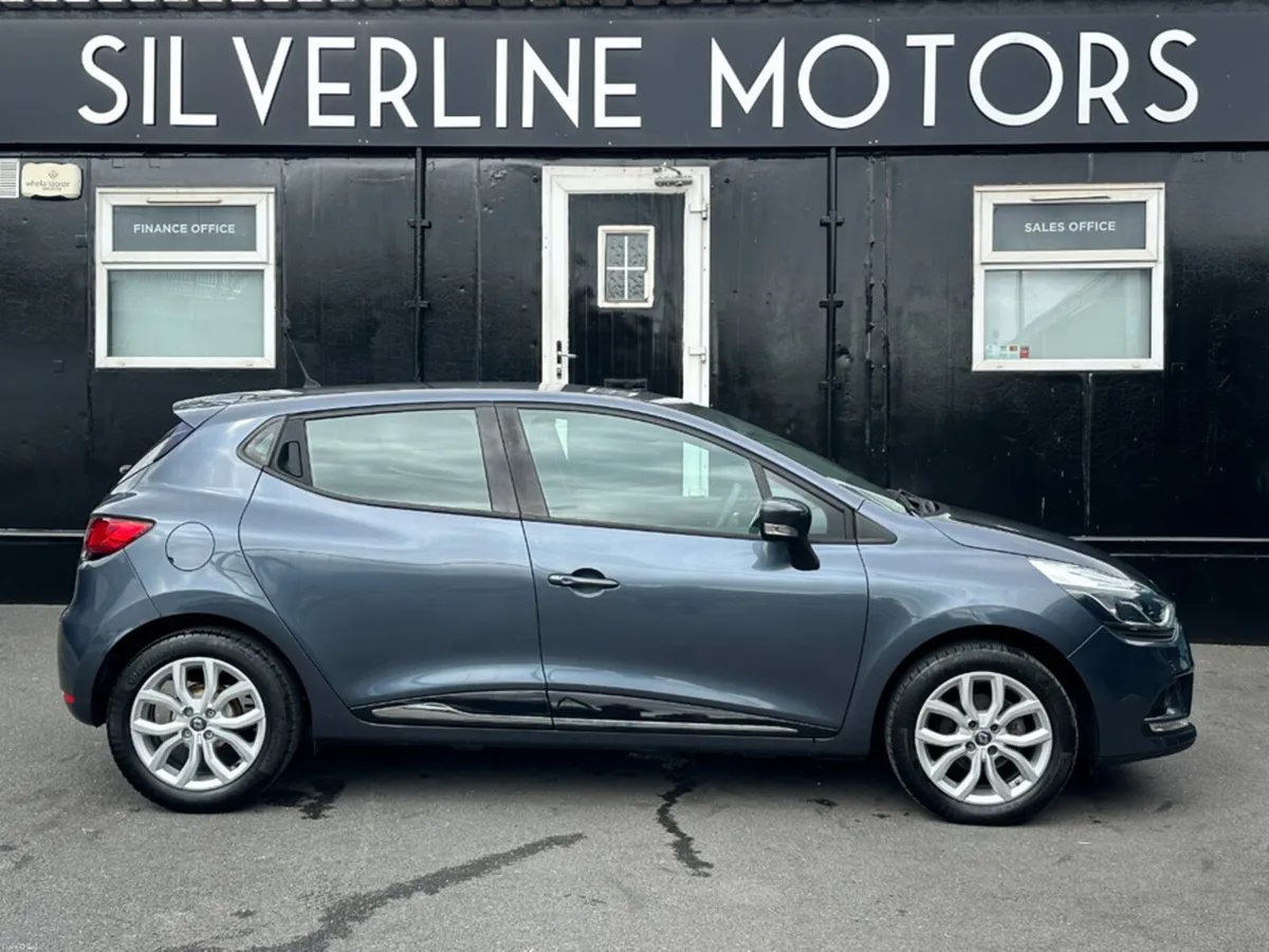 Renault Clio 1.2 DYNAMIQUE NAV 75BHP 5 5DR - Image 6