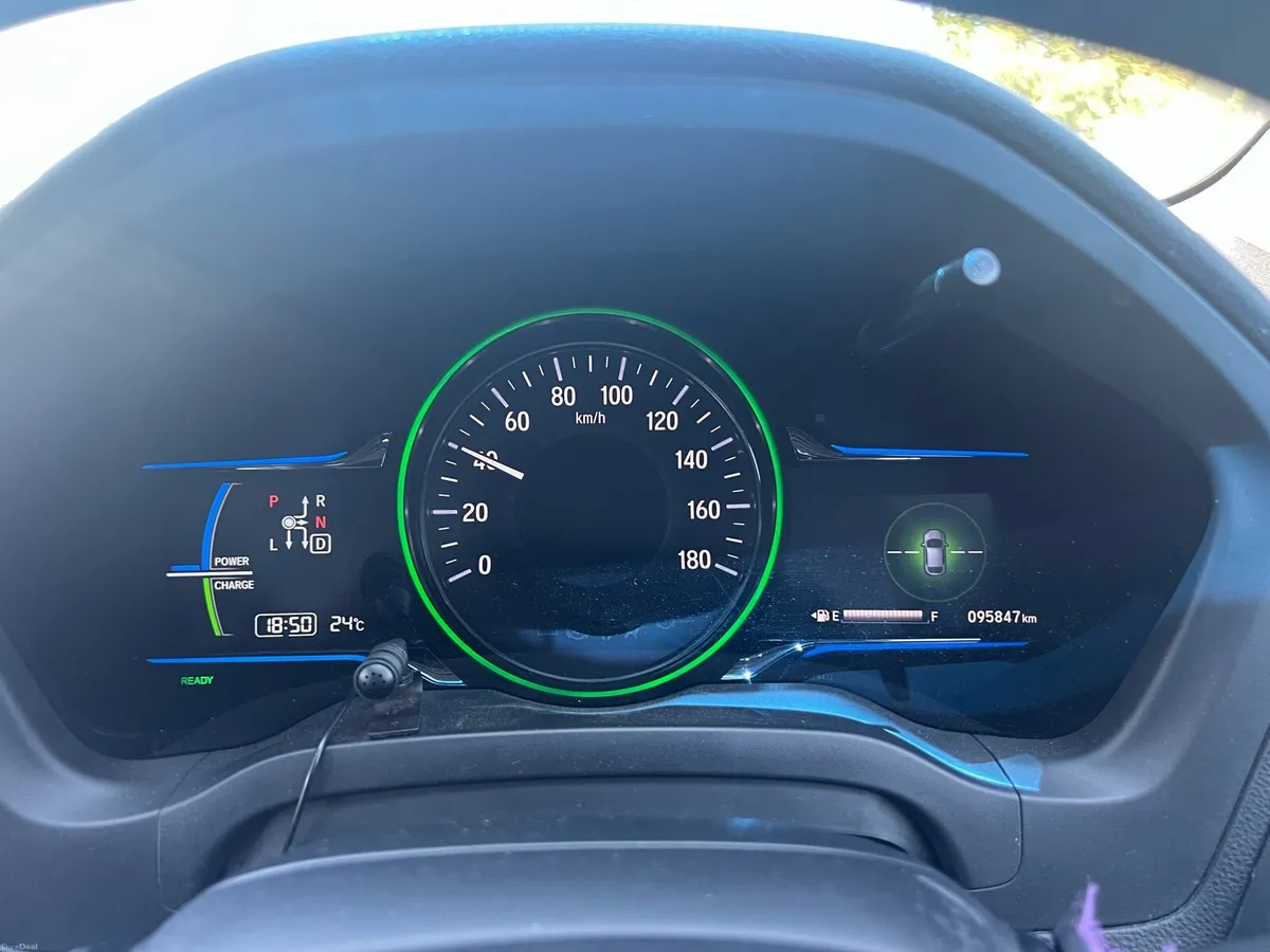 HONDA  VEZEL HYBRID 1.5L 2016 with History report - Image 4