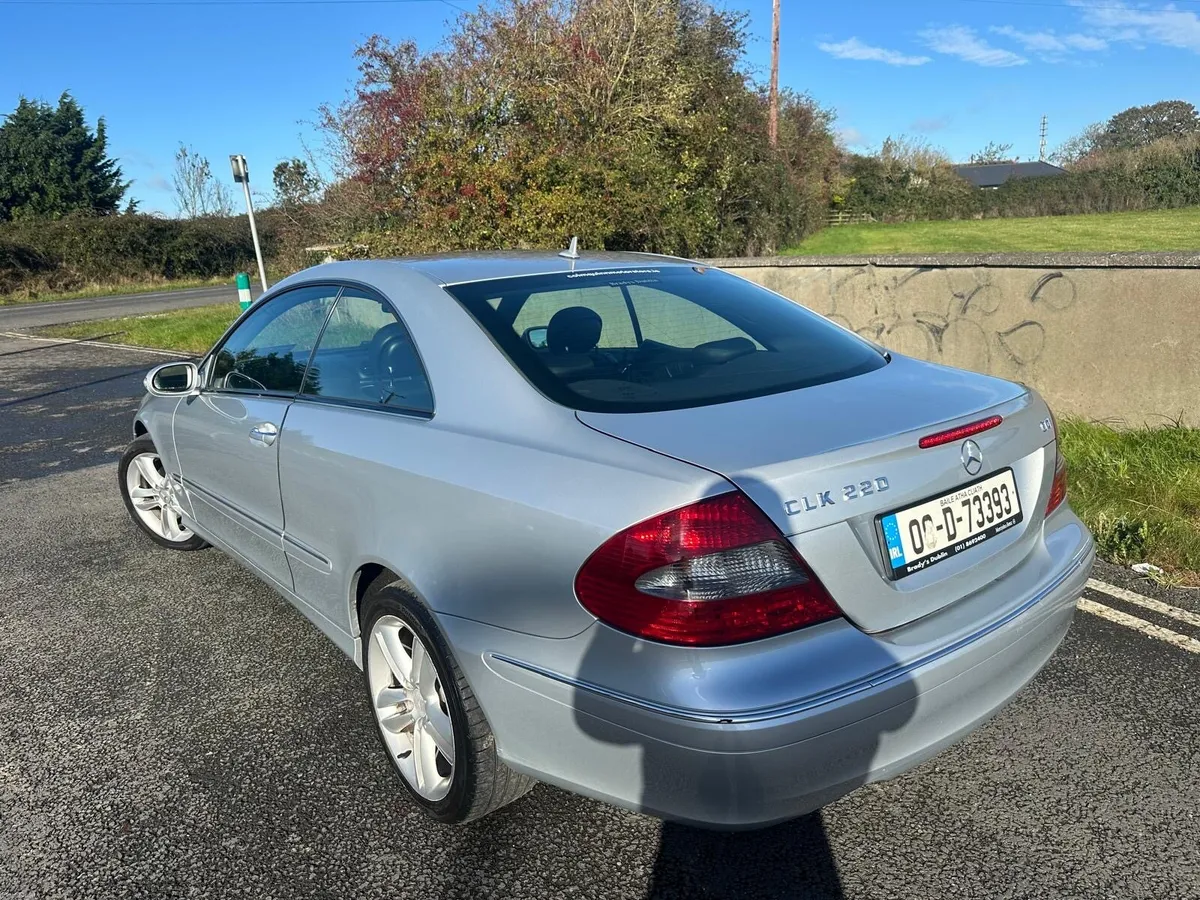 Mercedes Benz CLK220 CDI - Image 4