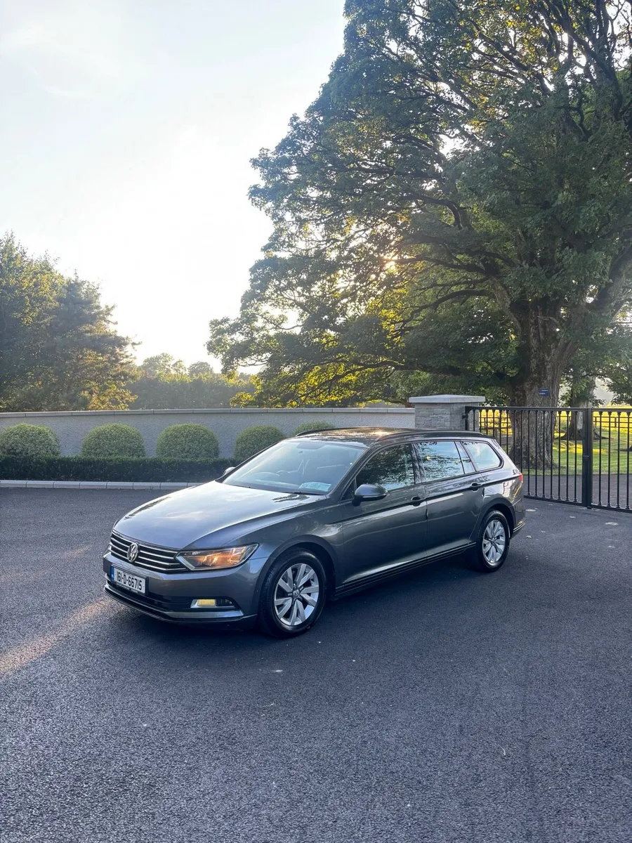 Volkswagen Passat estate - Image 3