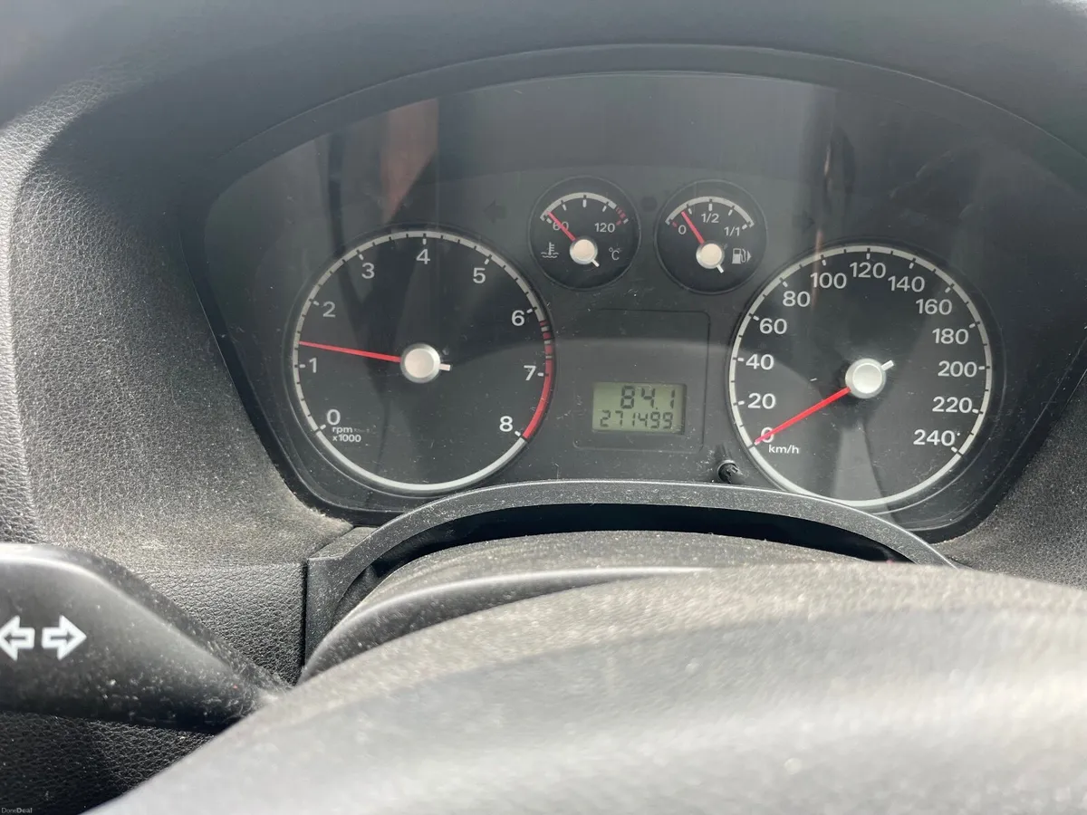 Ford Focus 2007 - Image 2