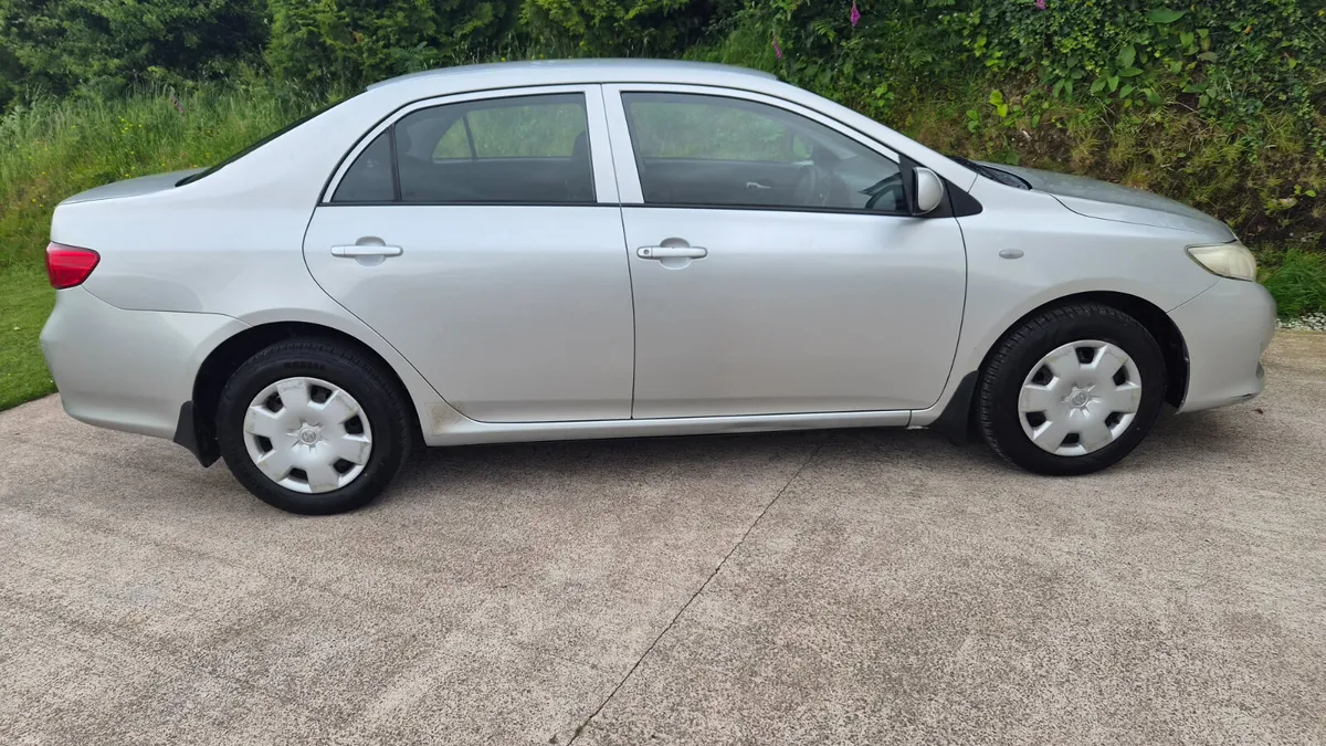 09 COROLLA NCT 12-26 / TAX 04-27 @ €270 - Image 5