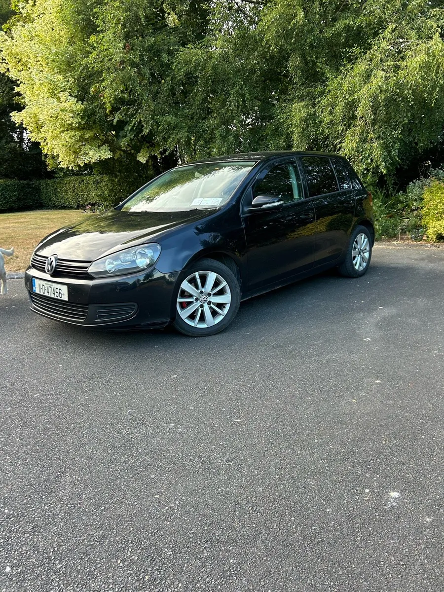 2011 Volkswagen Golf 1.6 TDI - Image 1