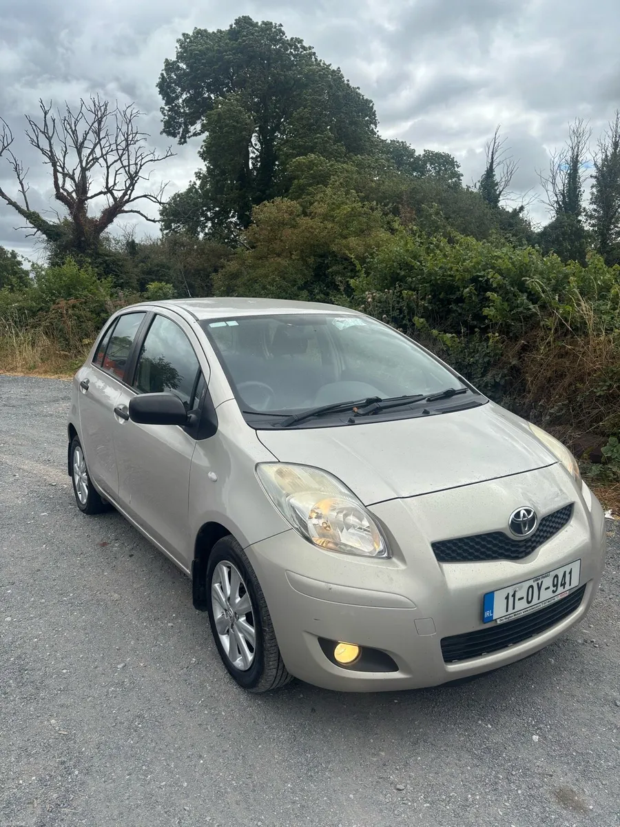 Toyota Yaris - Image 2