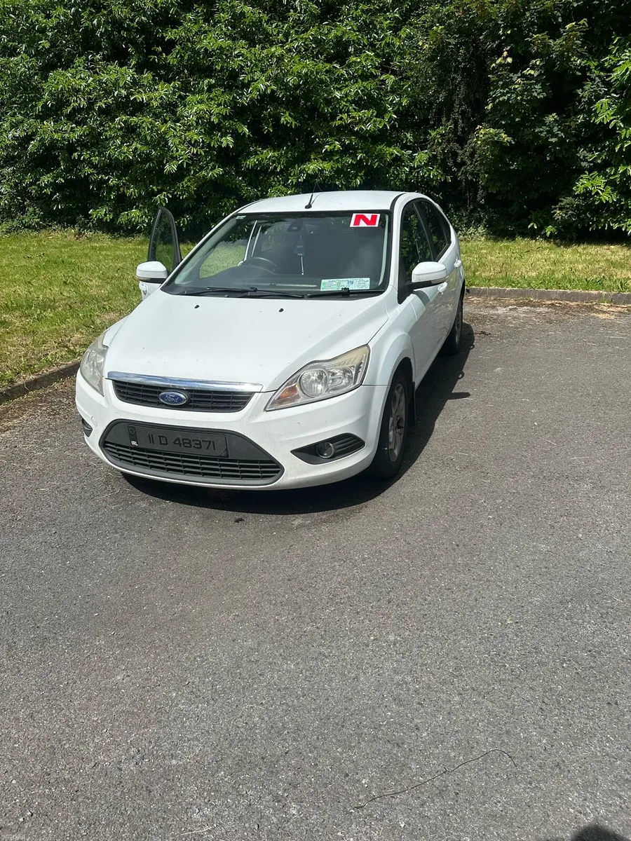 Ford focus 2011 1.6 - Image 1