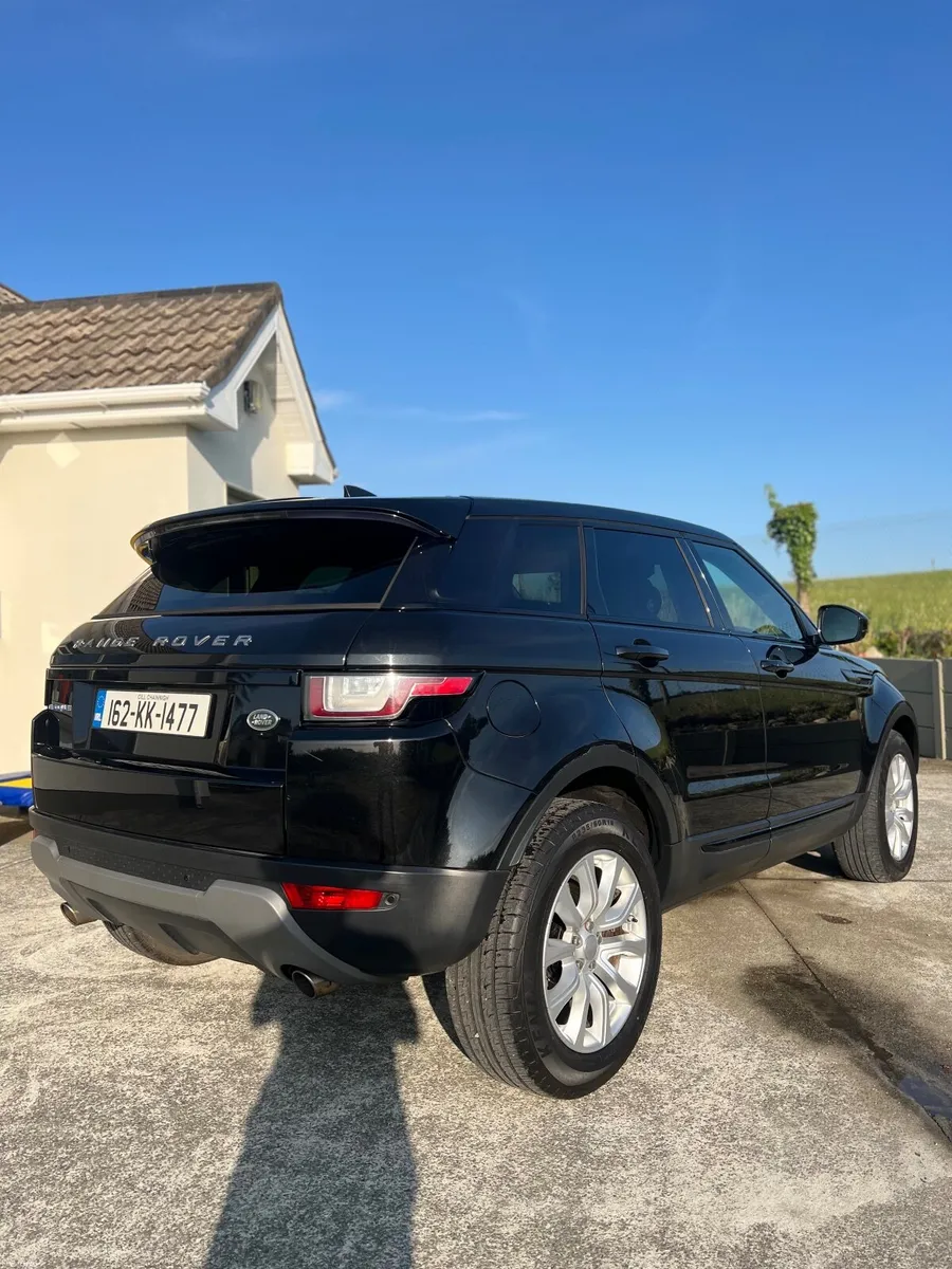 Land Rover Range Rover Evoque 2016 manual - Image 6