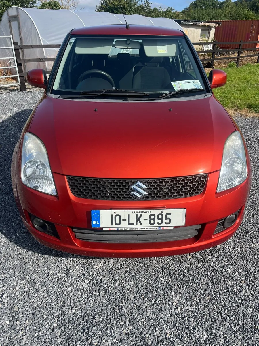 2010 Suzuki Swift - Image 1