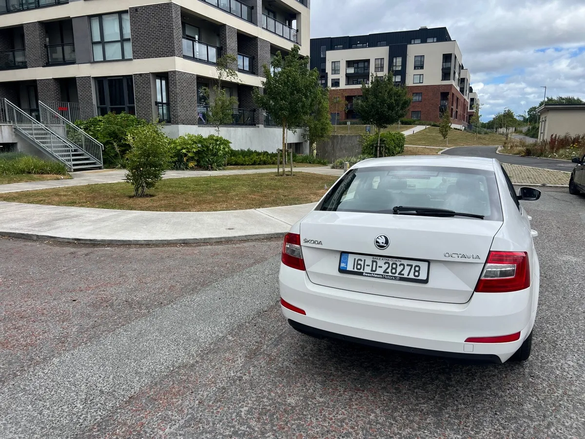 Skoda Octavia 2016 - Image 6