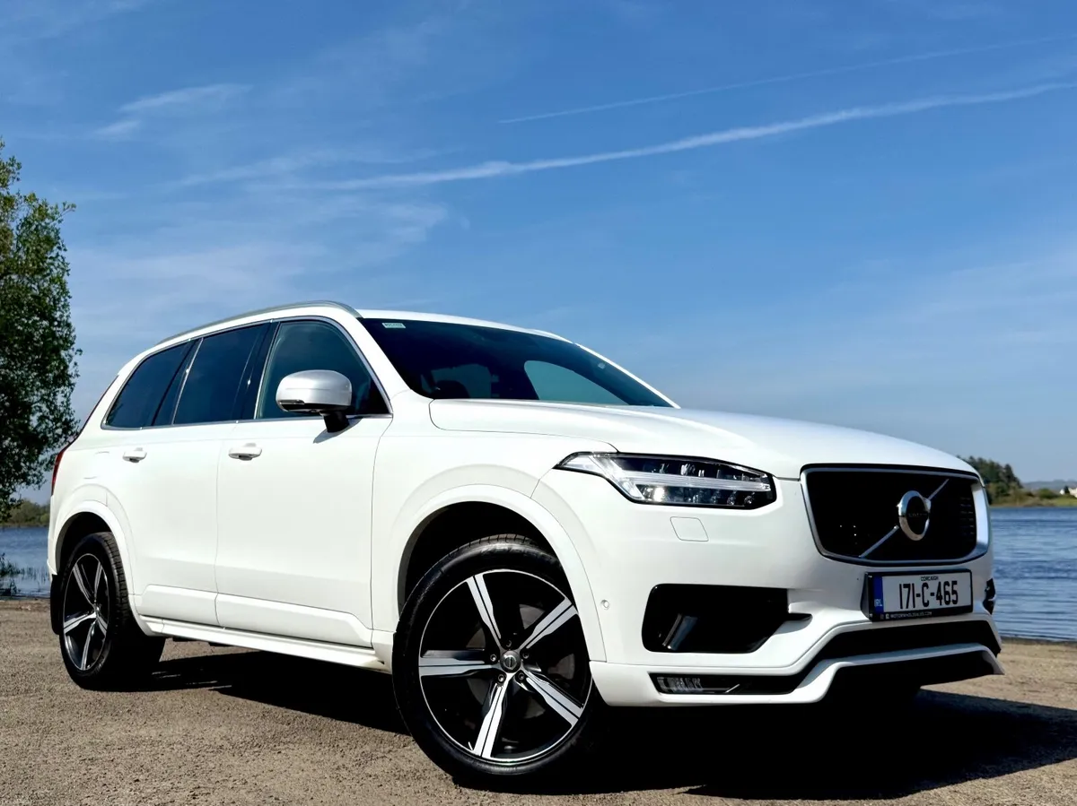 2017 Volvo XC90 D4 FWD R-Design GT * High Spec* - Image 4