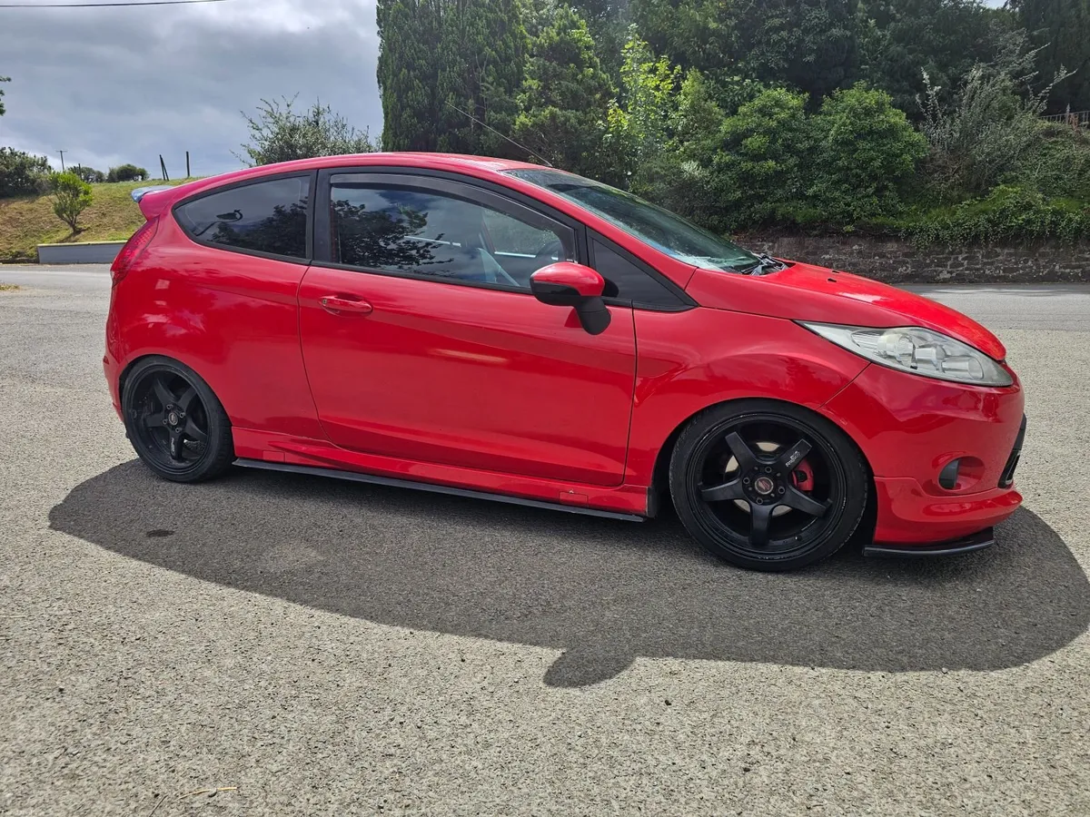 2009 Ford Fiesta Zetec-S 1.6 Ti-VCT (120PS) – Red - Image 3