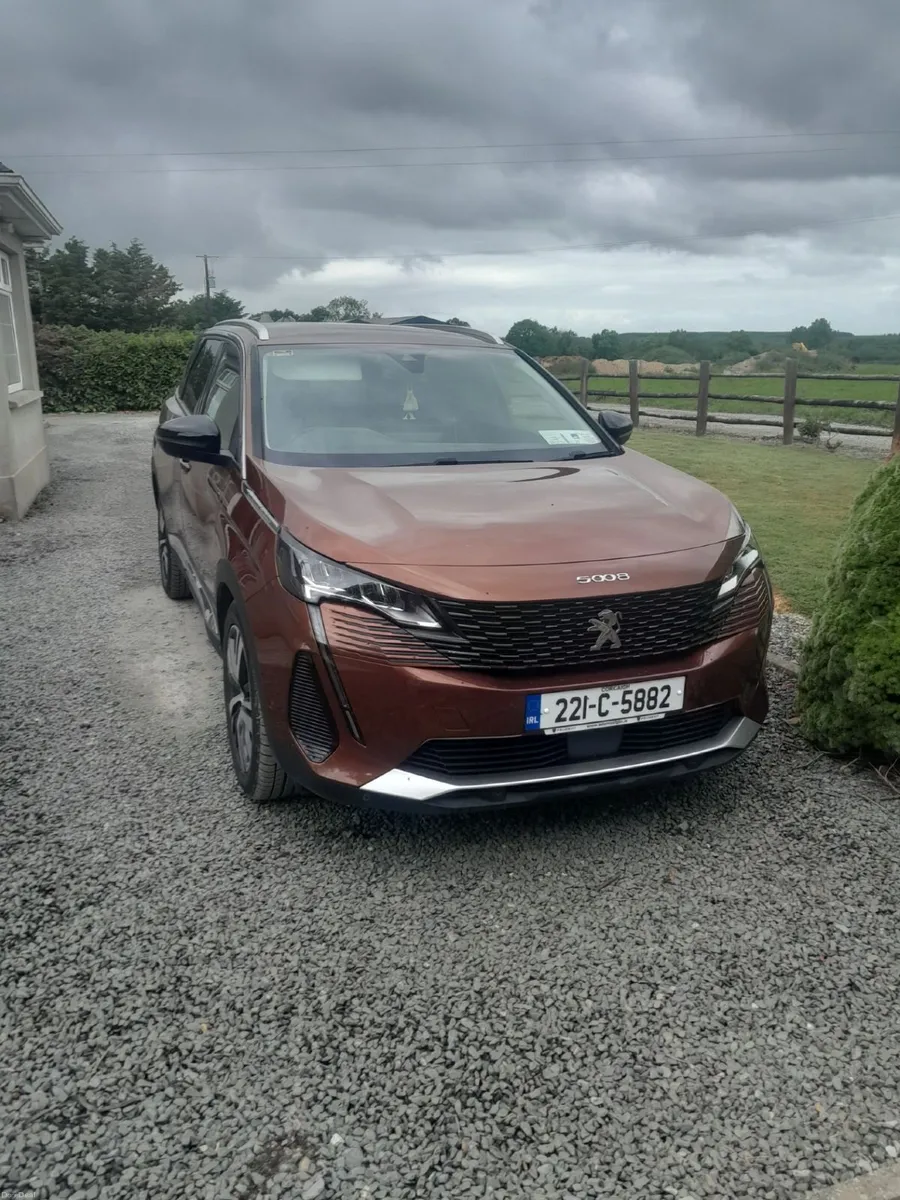 Peugeot 5008 2022 - Image 1