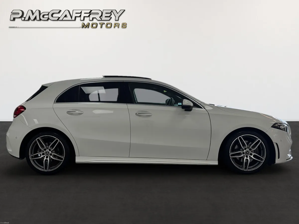 2019 Mercedes-Benz A200 D AMG LINE AUTO SUNROOF - Image 4