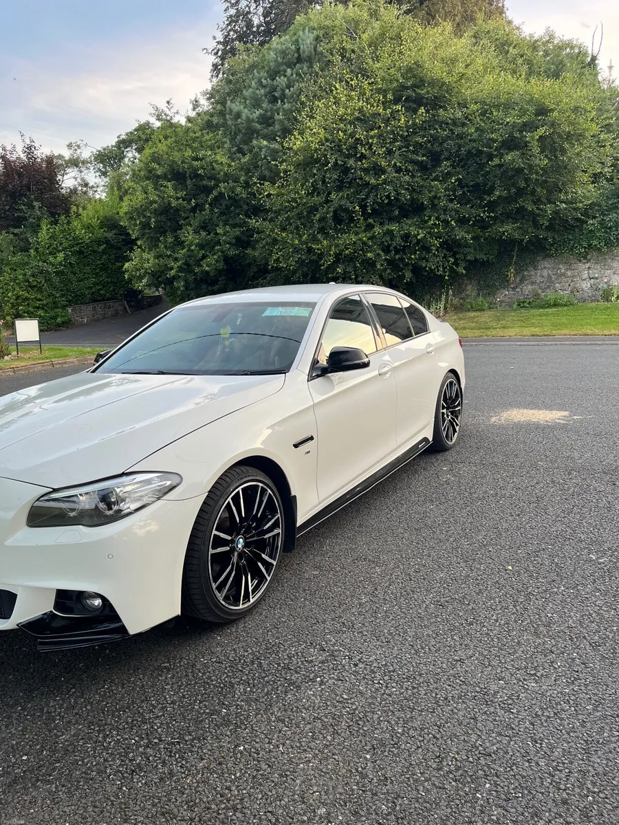 BMW 5-Series 2014 - Image 4