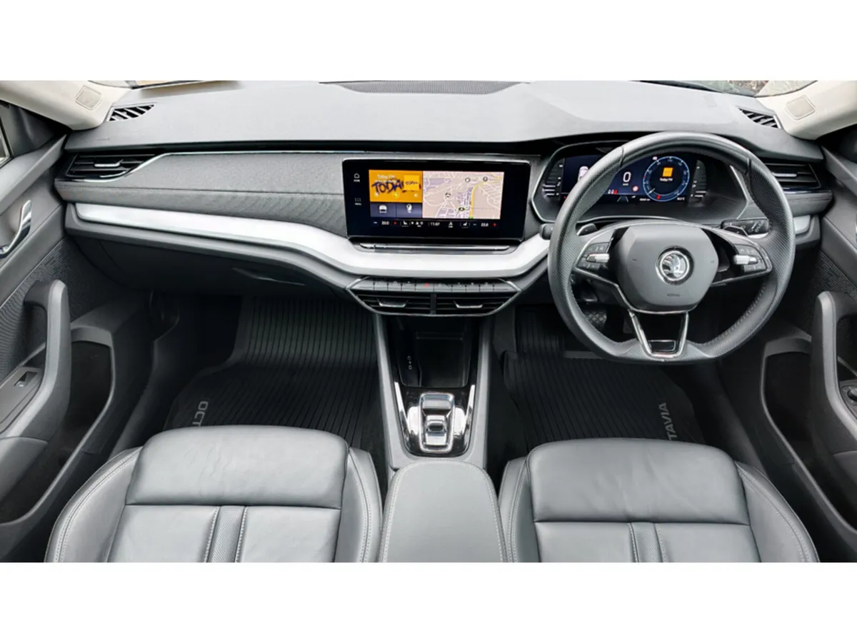 Skoda Octavia STYLE 1.5TSI 150HP DSG - GRAPHITE GR - Image 3