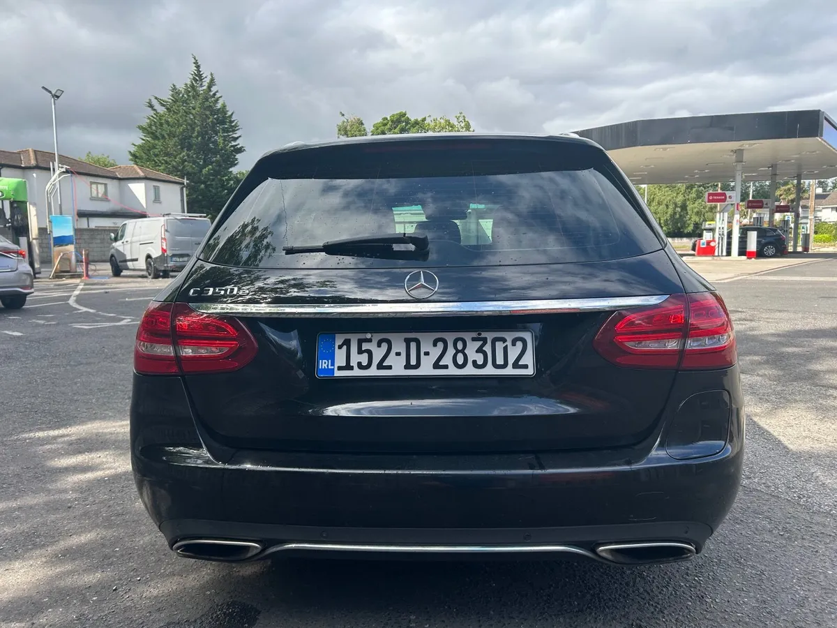 Mercedes-Benz C-Class 2015 - Image 2