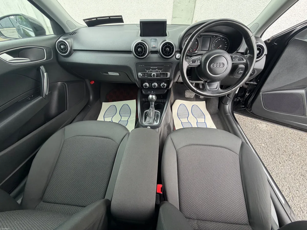 Audi A1 2011 - Image 6