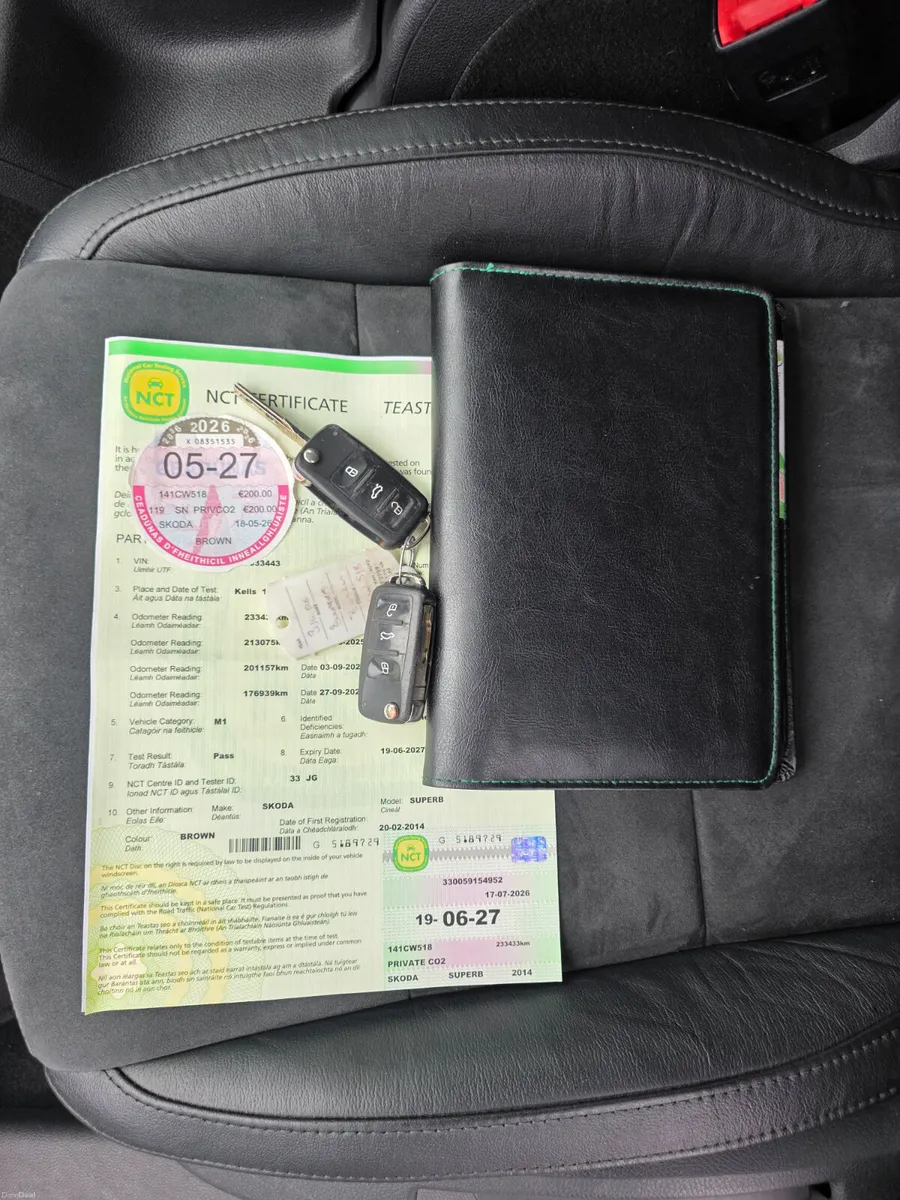 2014 Skoda Superb Combi 1.6 TDI Ambiente Estate - Image 3